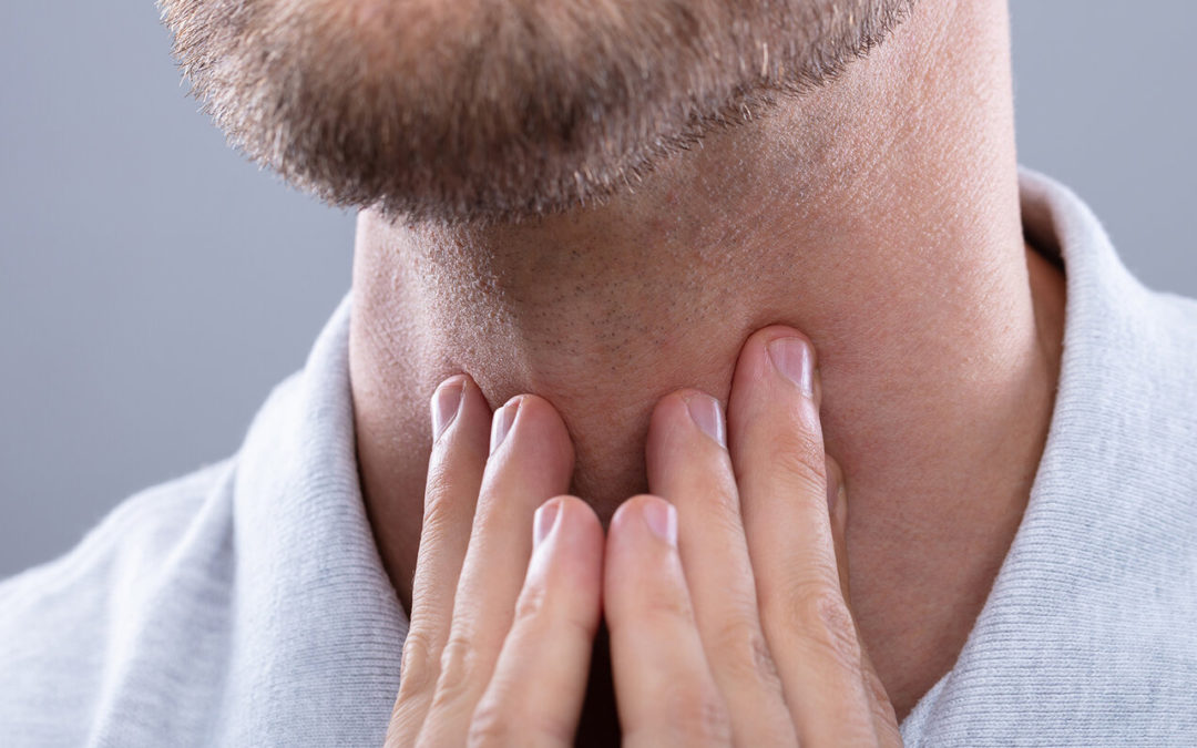 Thyroid Problems In Your 20s: Symptoms and Causes